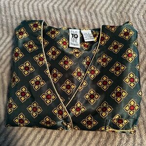 Vanity Fair Green and Red Patterned Top